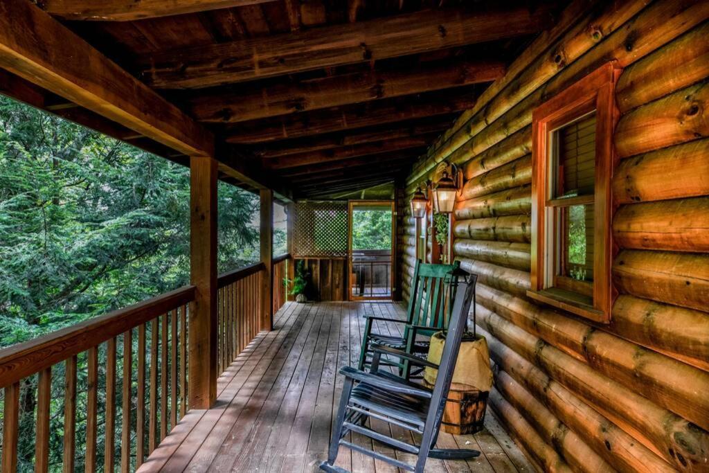 Nice View Fireplace, Hot Tub, Porch Bed, Private Sevierville Kültér fotó
